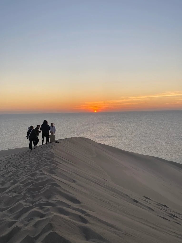 Doha: Desert Safari with Dune Bashing, Sandboarding, and Inland Sea Visit