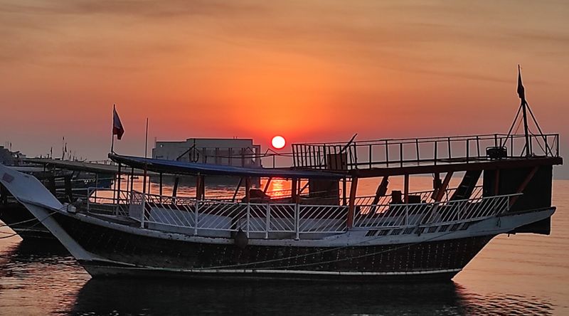 Doha: Evening Dhow Cruise with City Skyline Views