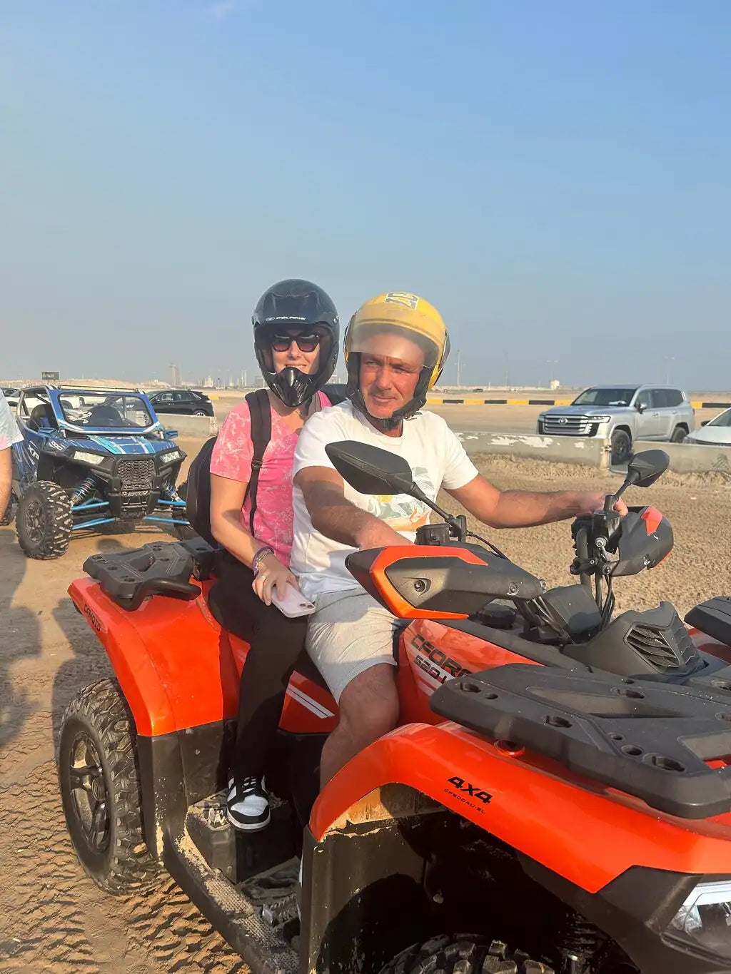 Doha: Full - Day Desert Safari with Dune Bashing and Lunch or Dinner