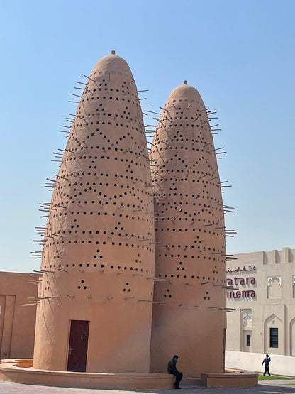 Doha: Guided City Tour to Souq Waqif, Katara, and The Pearl