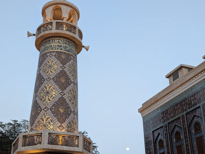 Doha: Guided City Tour to Souq Waqif, Katara, and The Pearl