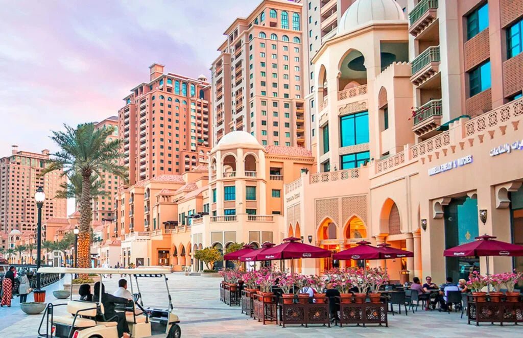 Doha: Guided City Tour with Hotel and Airport Pickup