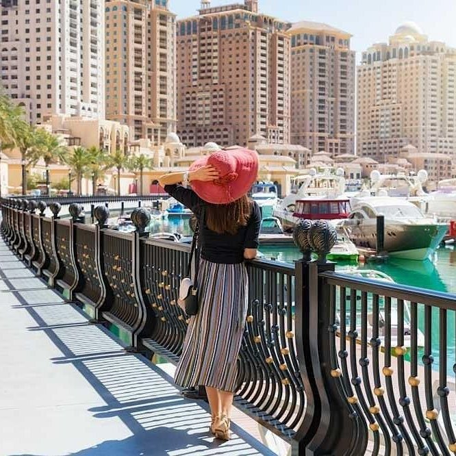 Doha: Guided City Tour with Hotel and Airport Pickup