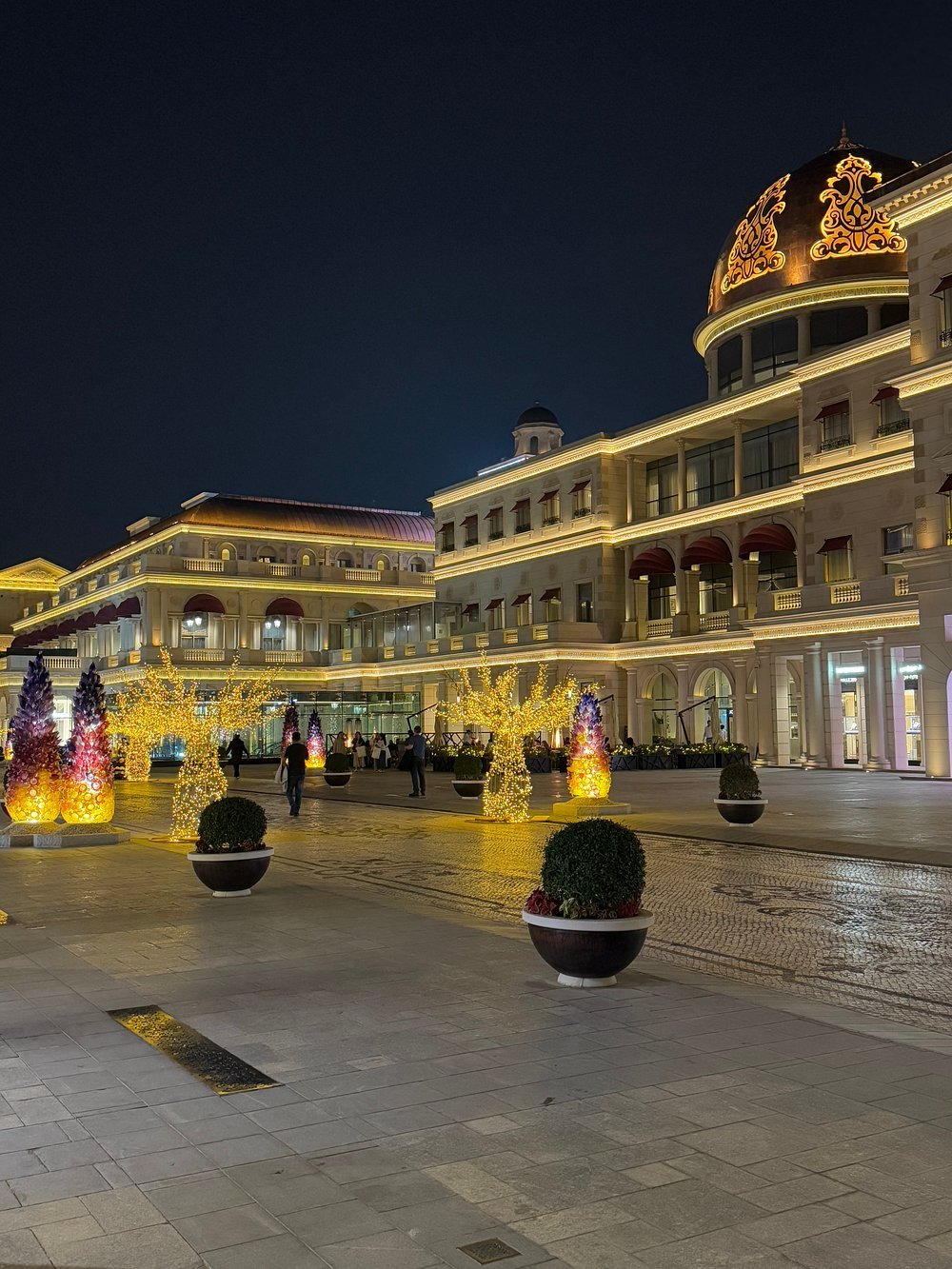 Doha: Guided City Tour with Souq Waqif, Katara, The Pearl, and Landmarks