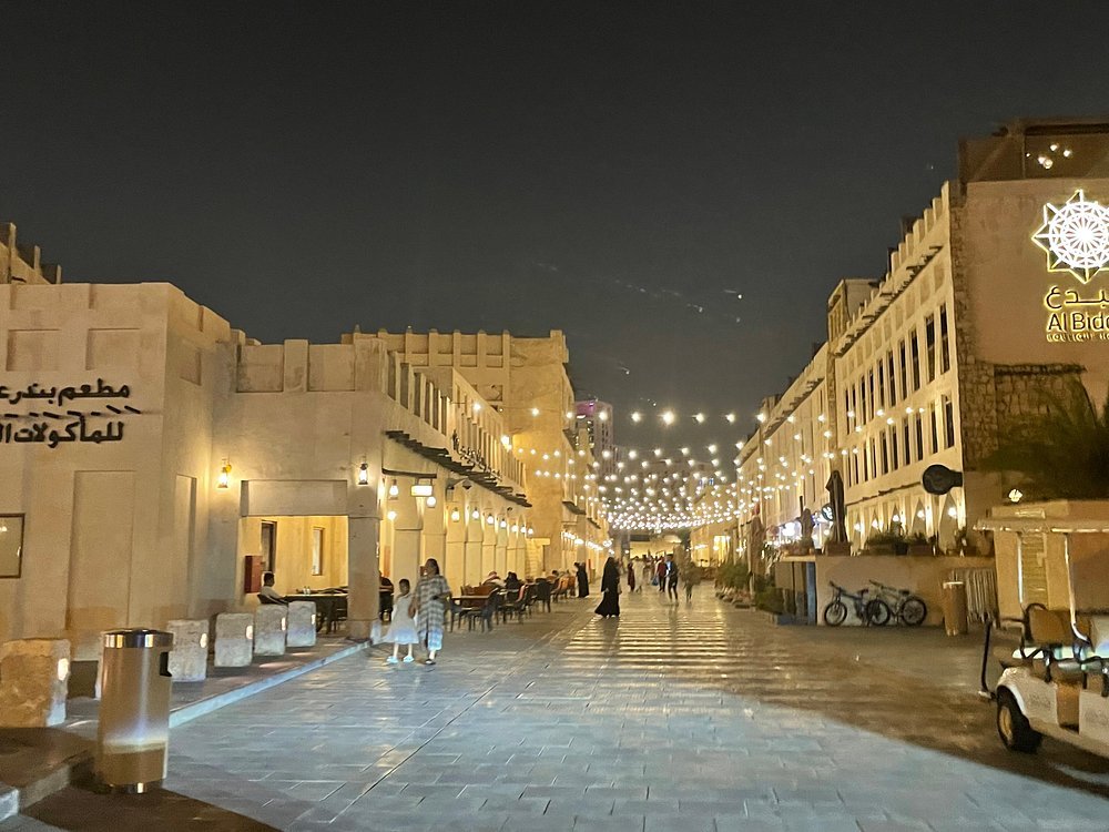 Doha: Guided City Tour with Souq Waqif, Katara, The Pearl, and Landmarks