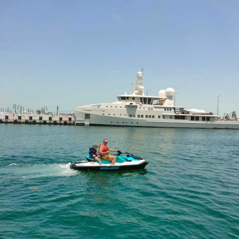 Doha: Jet Ski Ride with Hotel Pickup and Drop - off