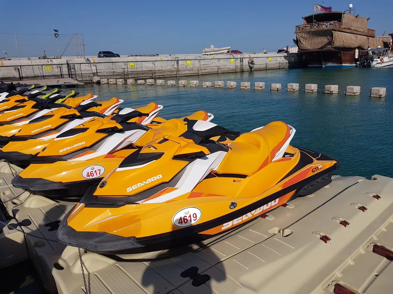 Doha: Jet Ski Tour with Views of Skyline, Katara, and The Pearl