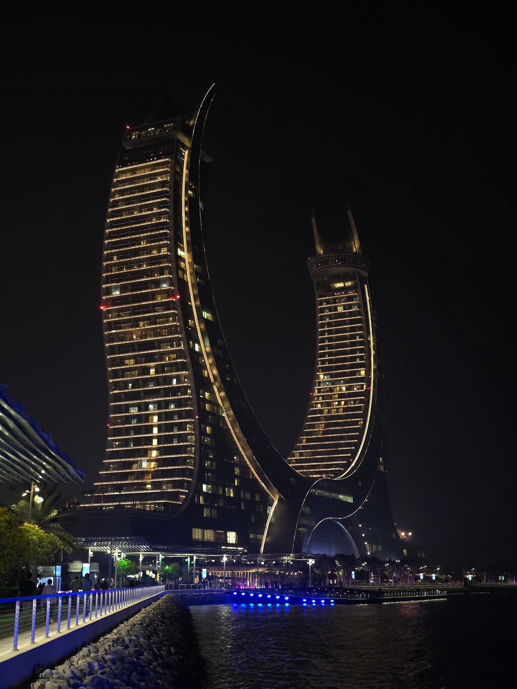 Doha: Night City Tour to Souq Waqif, Katara and The Pearl - Qatar