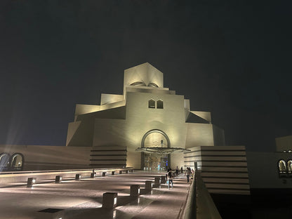 Doha: Night City Tour to Souq Waqif, Katara and The Pearl - Qatar