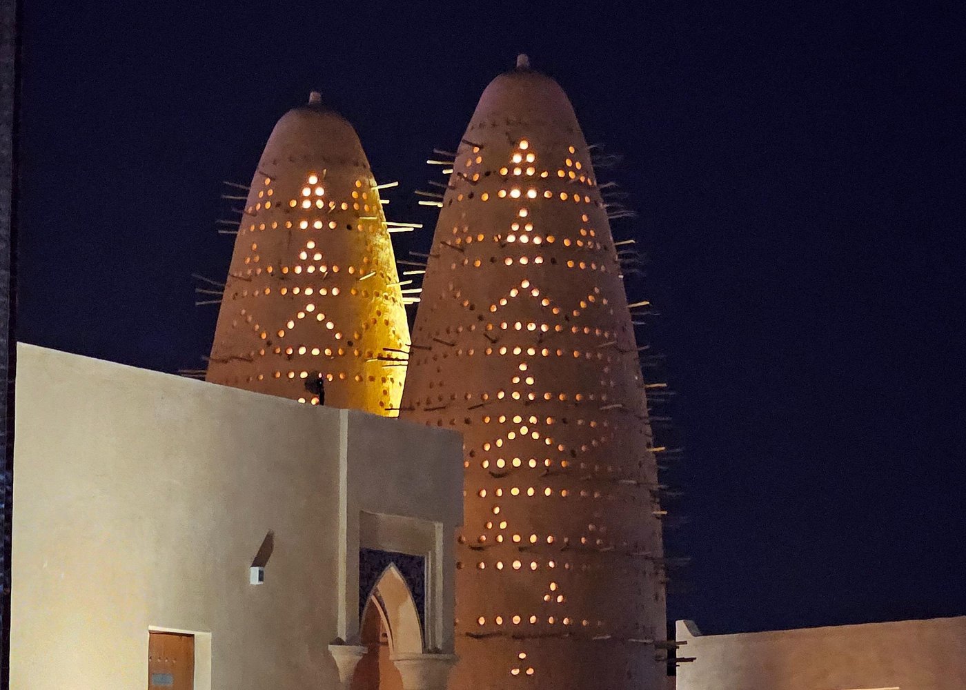 Doha: Night City Tour with Traditional Dhow Cruise