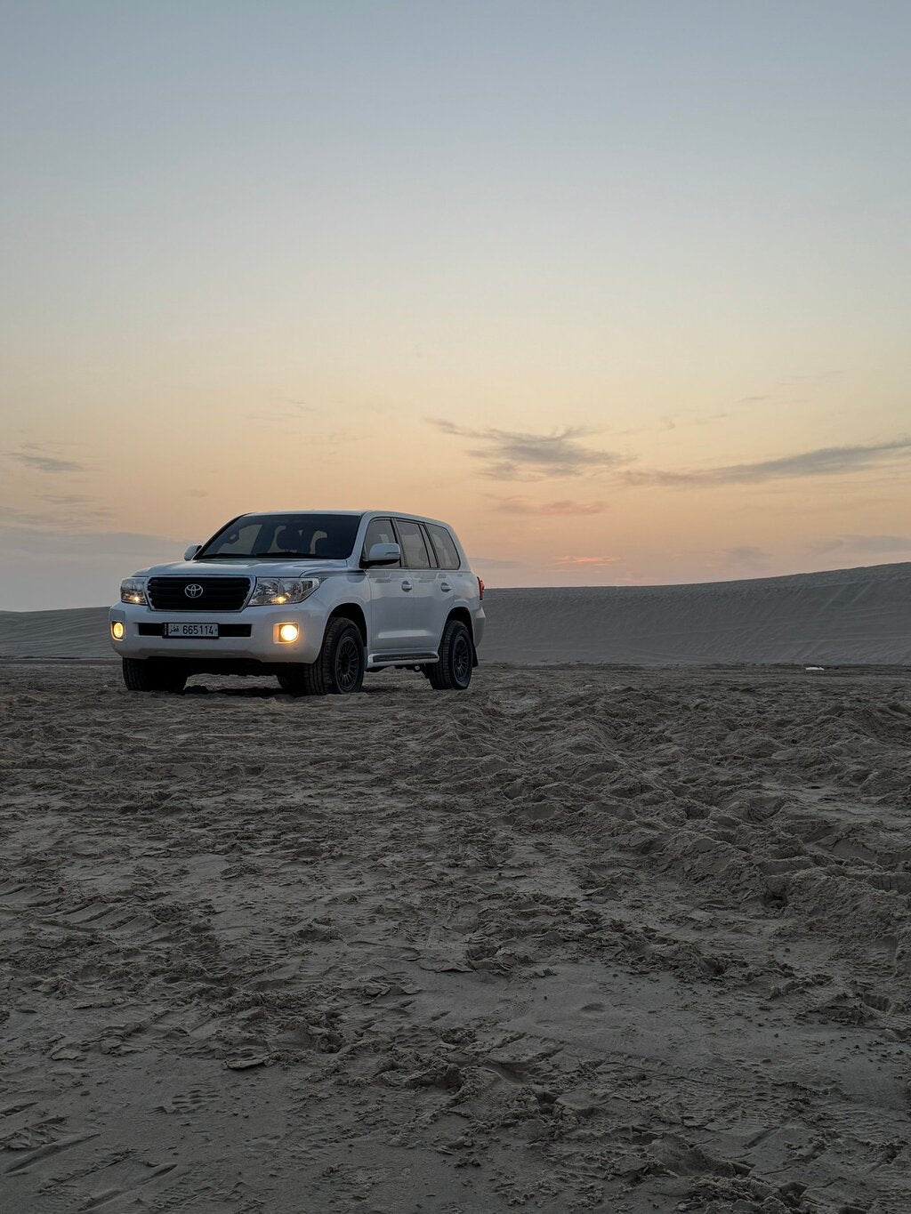 Doha: Night Desert Safari with Dune Bashing and Stargazing