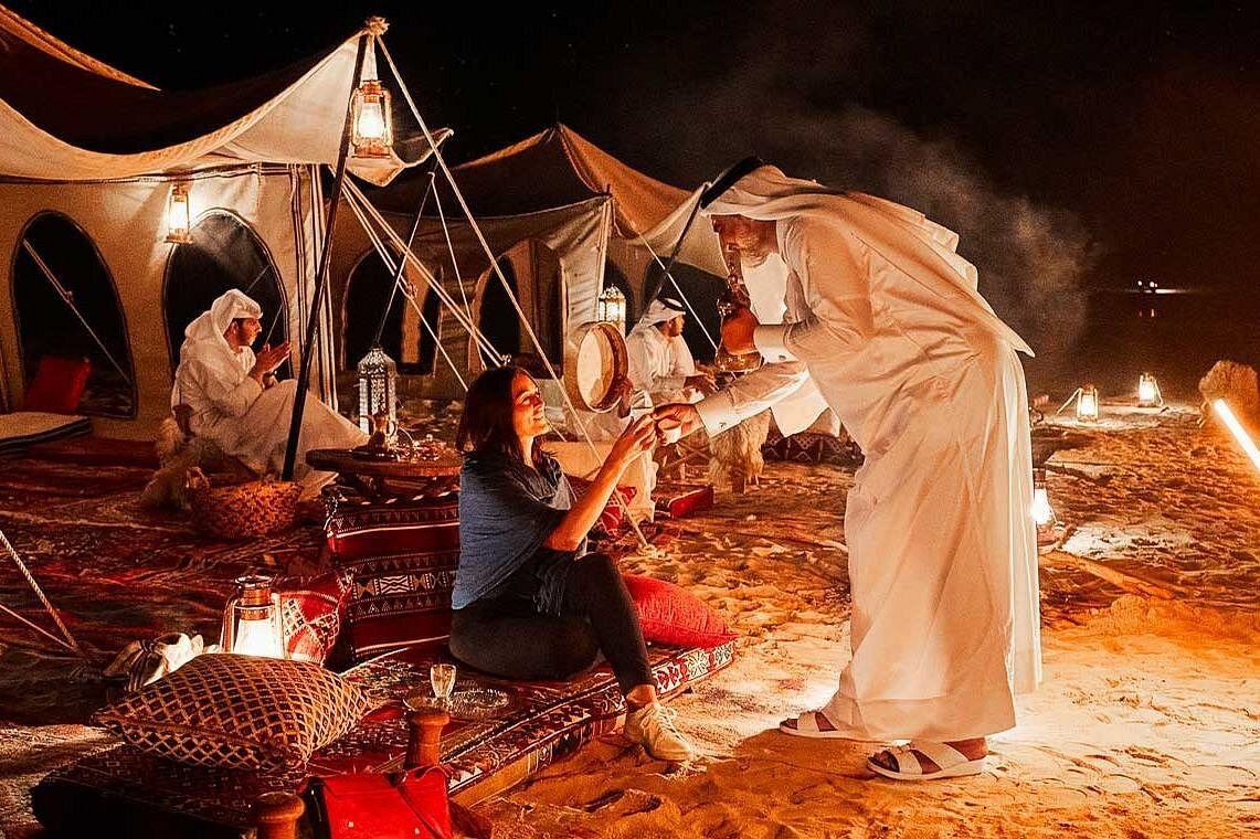 Doha: Night Desert Safari with Dune Bashing and Stargazing