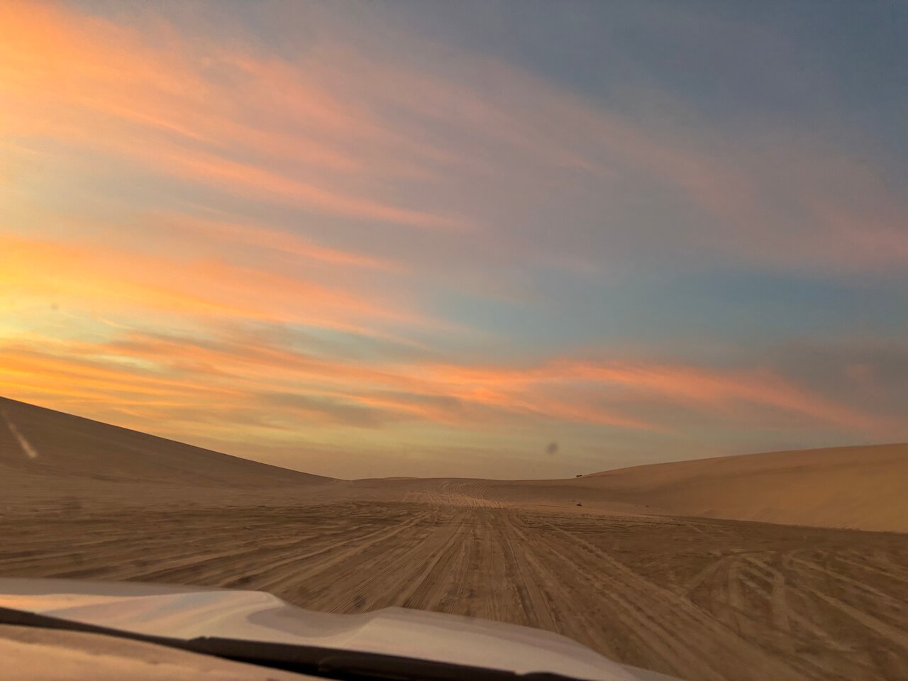 Doha: Night Desert Safari with Dune Bashing and Stargazing