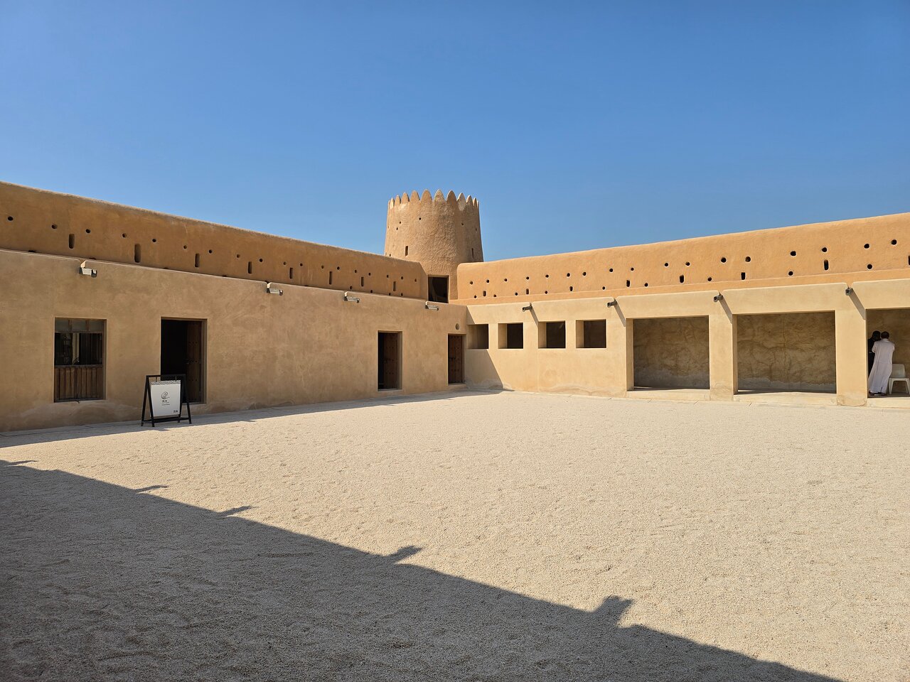 Doha: Northern Qatar, Zubara Fort, Purple Island & Mangroves Private Tour
