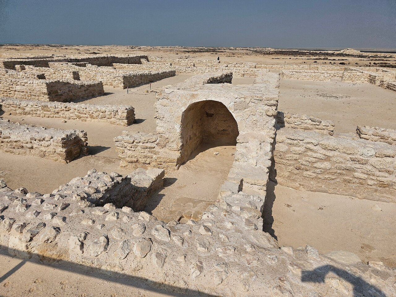 Doha: Northern Qatar, Zubara Fort, Purple Island & Mangroves Private Tour