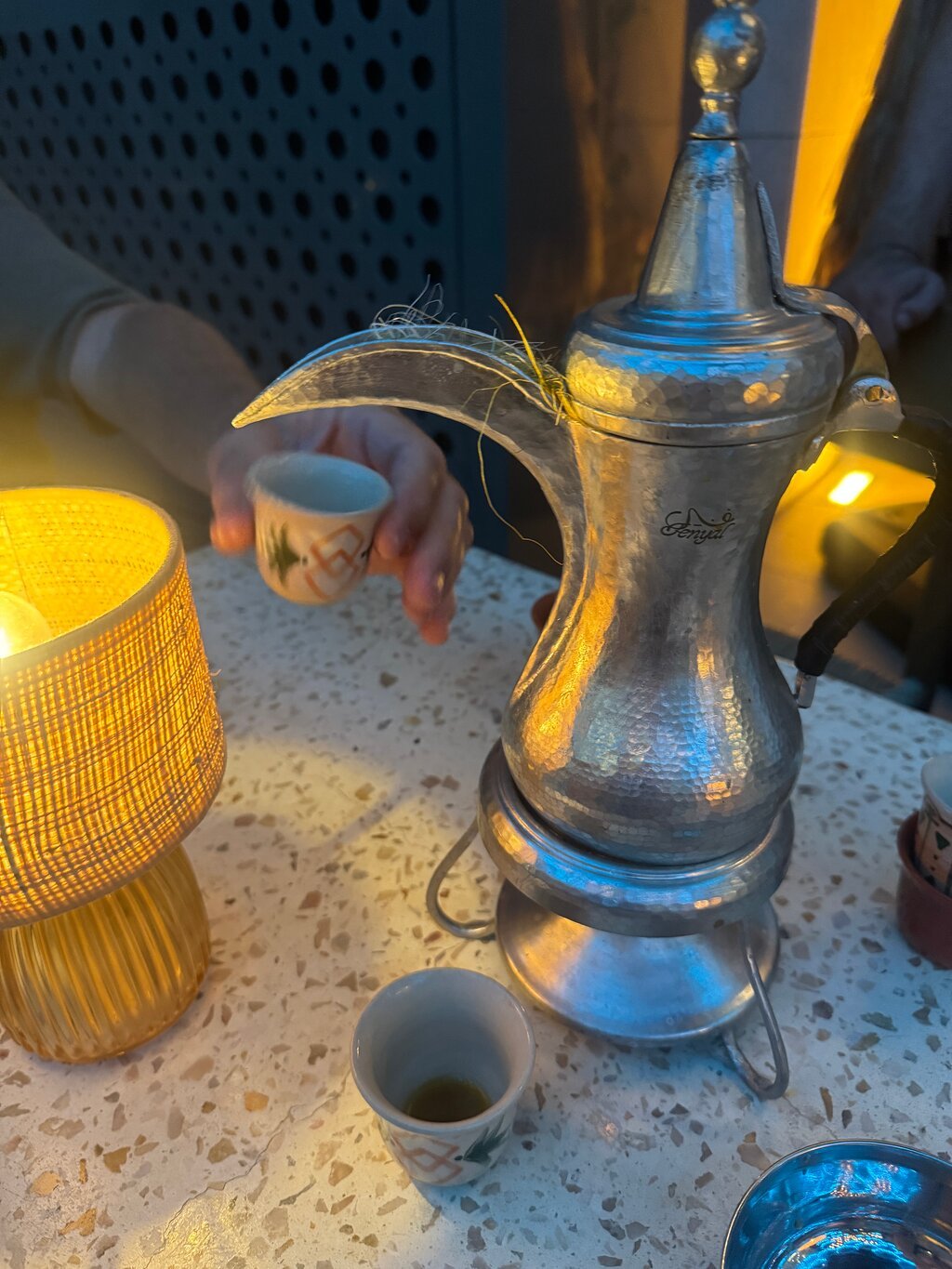 Doha: Pearl Island Food and Boat Tour with 7 Tastings