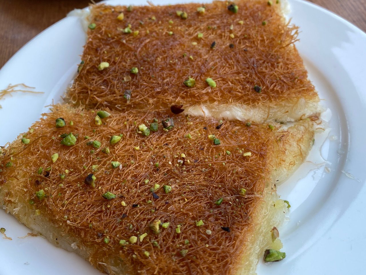 Doha: Pearl Island Food and Boat Tour with 7 Tastings