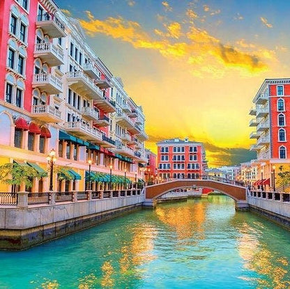 Doha: Pearl Island Food and Boat Tour with 7 Tastings