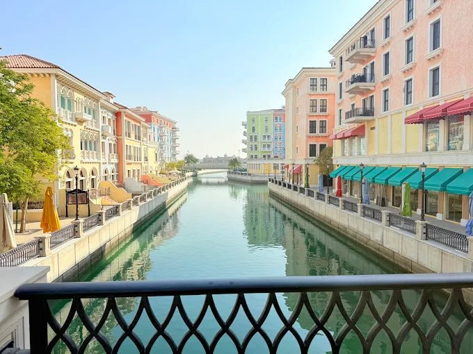 Doha: Private City Highlights Tour by Day or Night