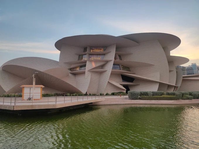 Doha: Private City Highlights Tour by Day or Night