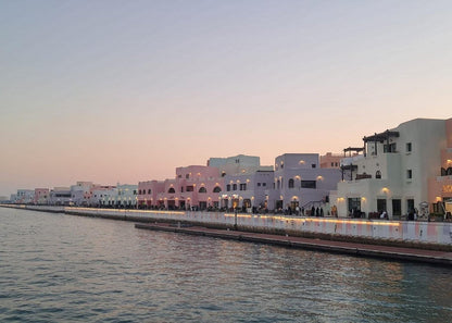 Doha: Private Dhow Cruise with Corniche Walk and Sunset Views