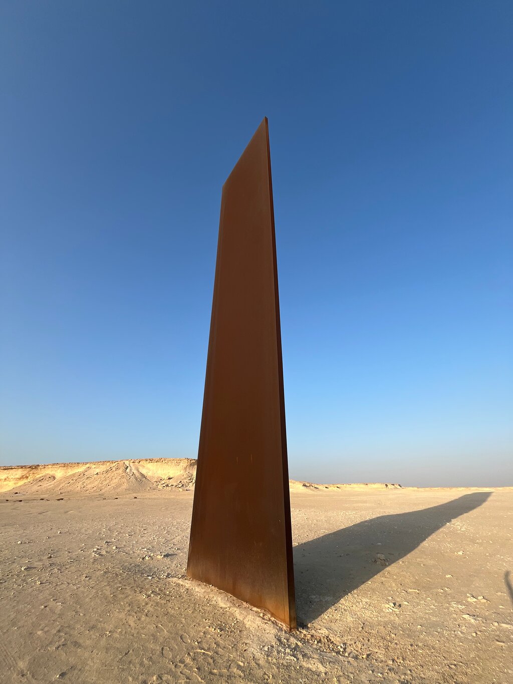Doha: Private Guided West Coast, Zekreet Fort, Richard Serra Sculpture & Mushroom Hills Tour