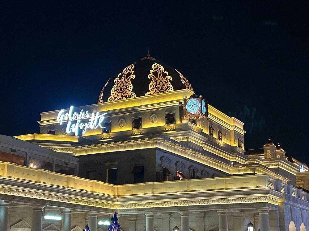 Doha: Private Half - Day City Tour from the Airport for Layover