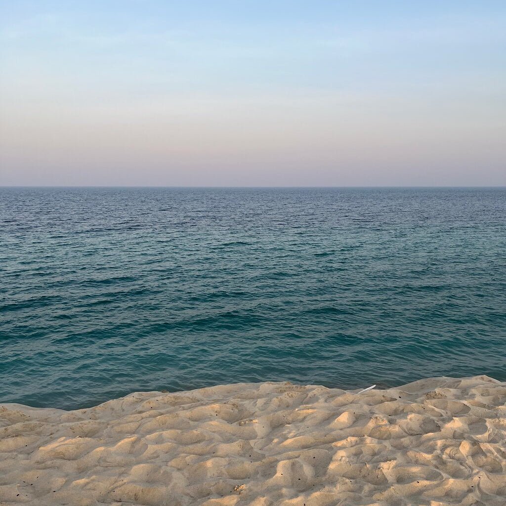 Doha: Private Half - Day Desert Safari and Inland Sea Guided Tour