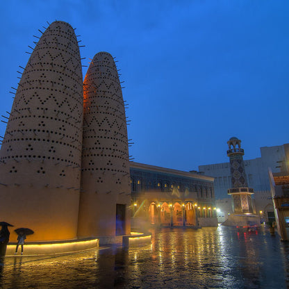 Doha: Private or Shared Night City Tour with Expert Guide