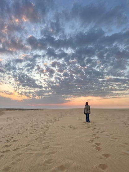 Doha: Sunrise or Sunset Desert Safari with Dune Bashing, Sandboarding and Inland Sea Trip