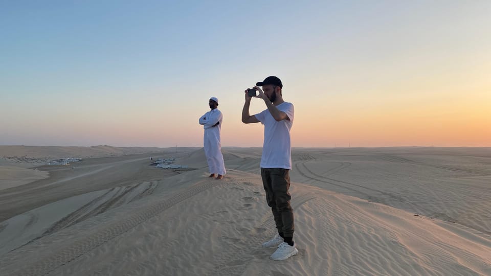 Doha: Sunrise or Sunset Desert Safari with Dune Bashing, Sandboarding and Inland Sea Trip