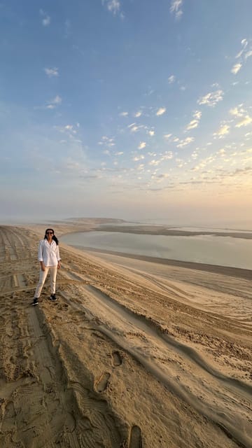 Doha: Sunrise or Sunset Desert Safari with Dune Bashing, Sandboarding and Inland Sea Trip