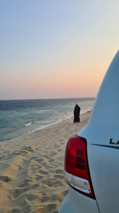 Doha: Sunrise or Sunset Desert Safari with Dune Bashing, Sandboarding and Inland Sea Trip