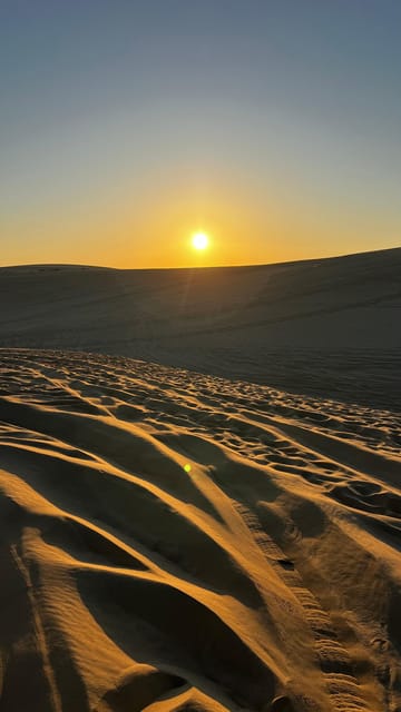 Doha: Sunrise or Sunset Desert Safari with Dune Bashing, Sandboarding and Inland Sea Trip