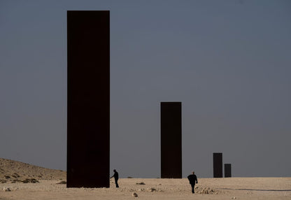 Doha: Western Qatar Tour with Camel Racetrack, Mushroom Rocks and Modern Art
