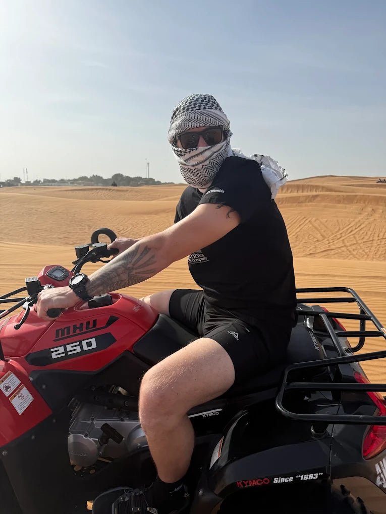 Dubai: 2000cc Dune Buggy Adventure in the Red Desert with Hotel Transfers