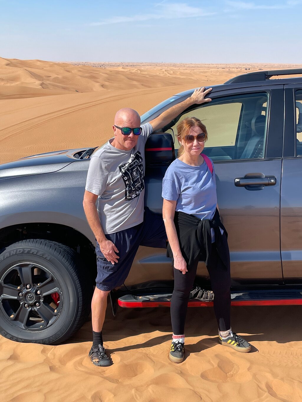 Dubai: 4 - Hour Morning Red Dune Safari with Sandboarding and Camel Ride