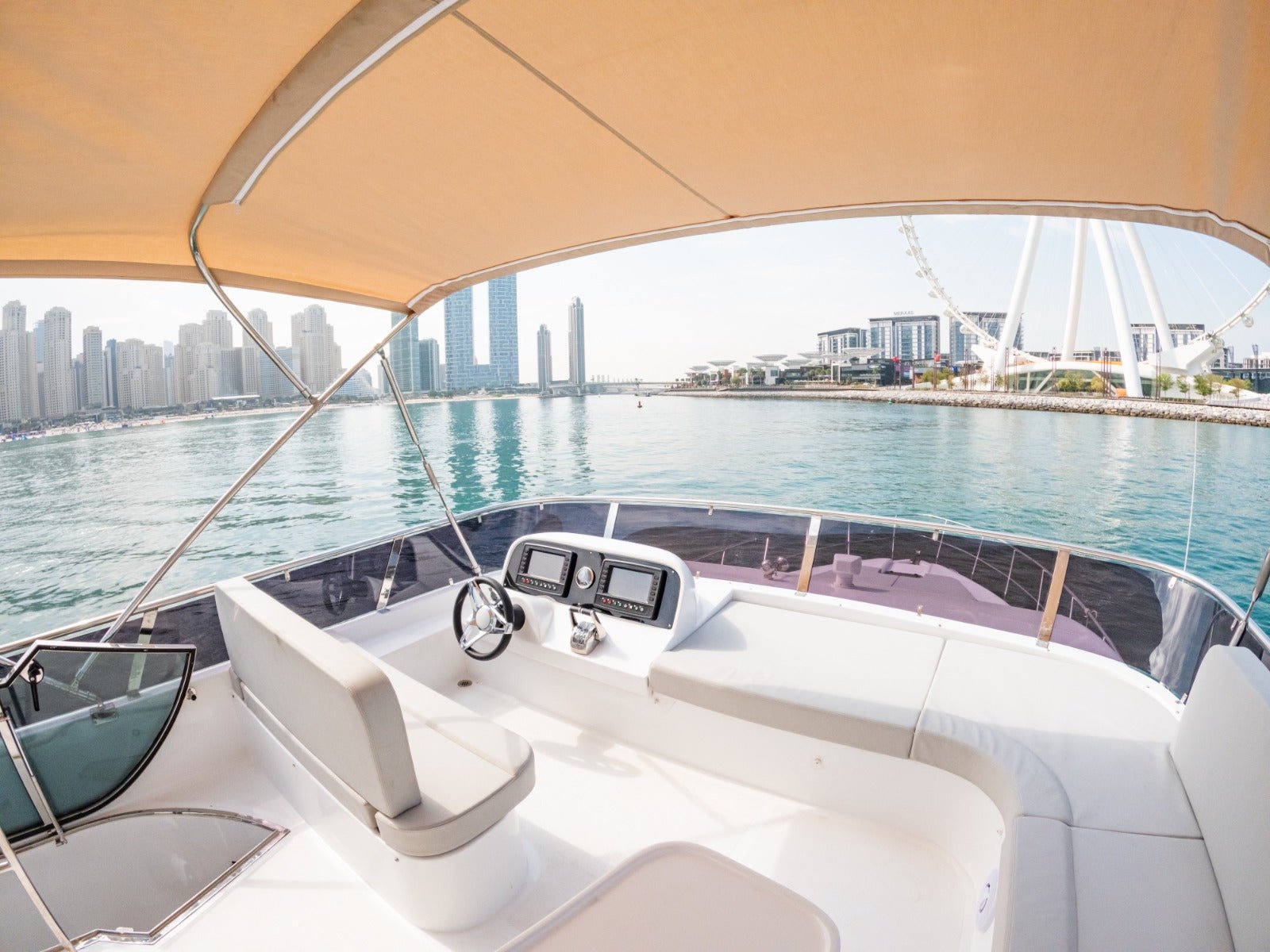 Dubai: Kio 52 ft Luxury Yacht Private Rental