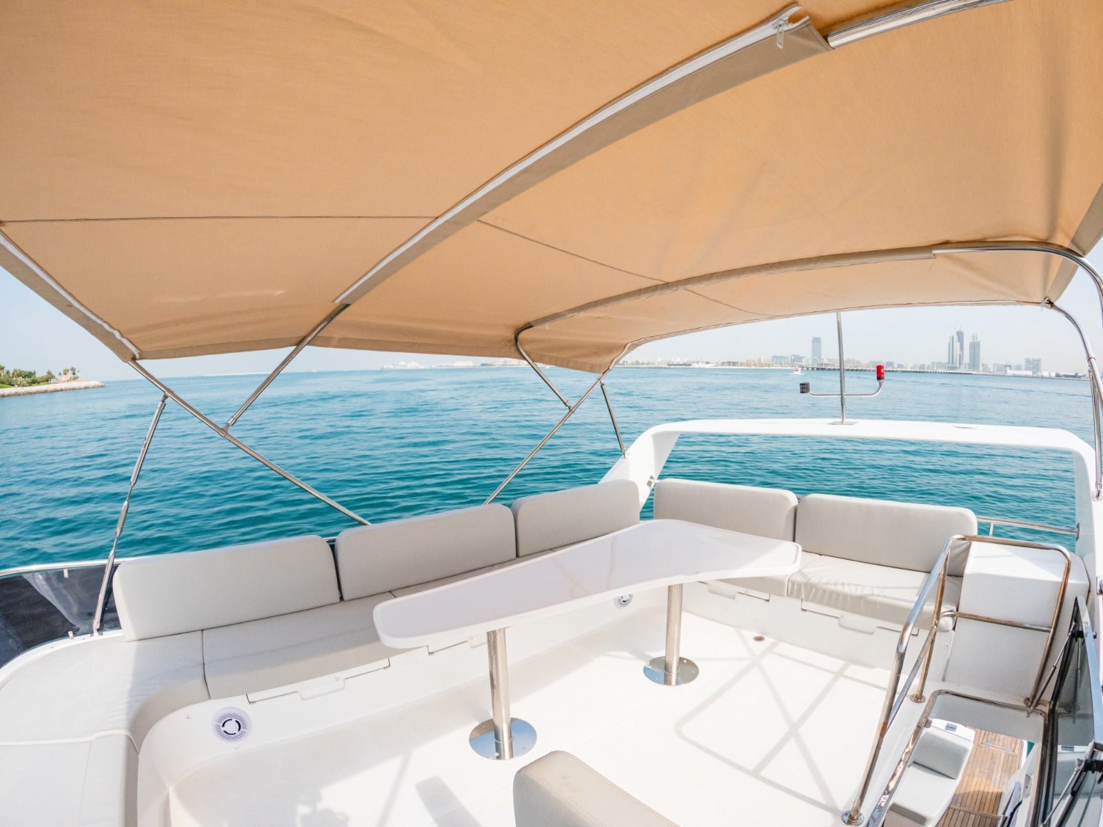 Dubai: Kio 52 ft Luxury Yacht Private Rental