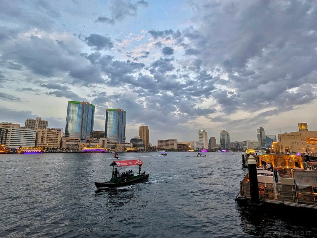Dubai: Layover and Transit City Tour with Private Transfer