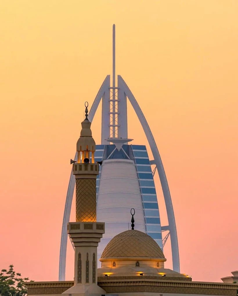 Dubai: Private City Tour with Souks, Old Dubai and Modern Landmarks