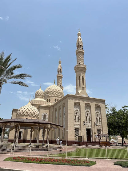 Dubai: Private City Tour with Souks, Old Dubai and Modern Landmarks