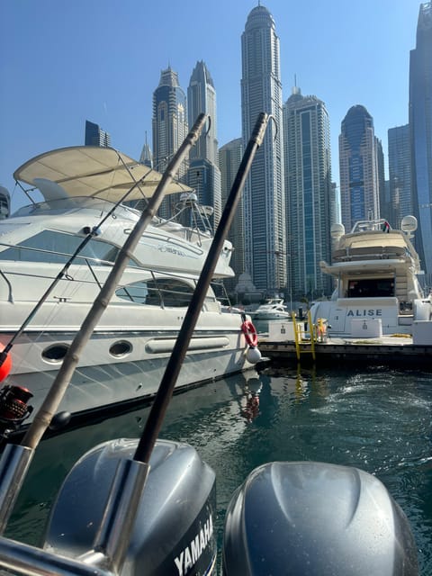 Dubai: Private Fishing Trip in the Deep Sea with BBQ Meal
