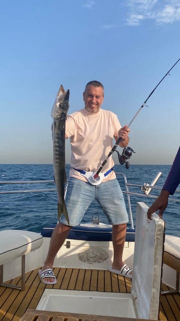 Dubai: Private Fishing Trip in the Deep Sea with BBQ Meal