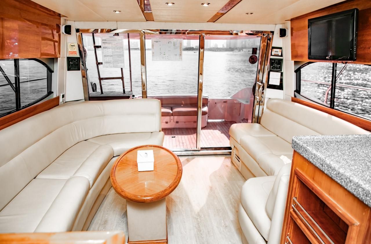Dubai: Private Yacht Charter with Captain and Crew