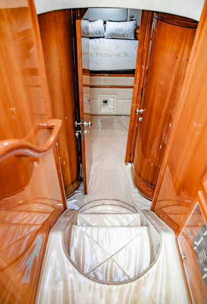 Dubai: Private Yacht Charter with Captain and Crew