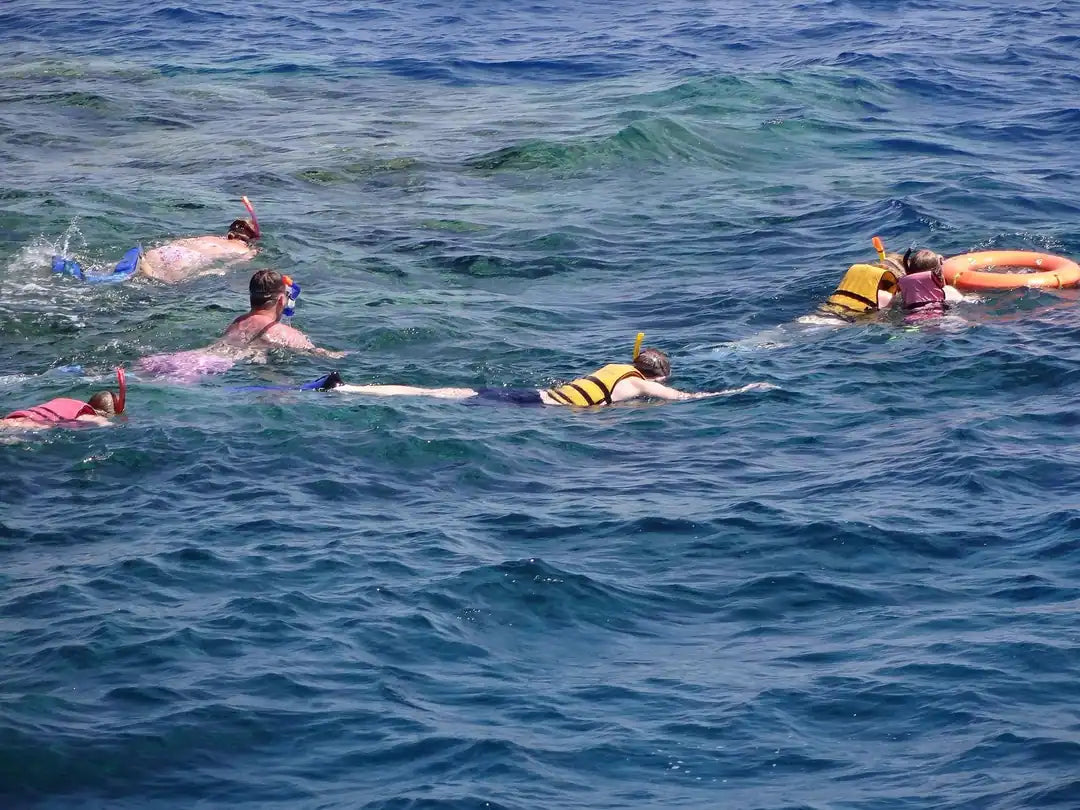 Hurghada: Perjalanan Snorkeling ke Pulau Giftun dengan Makan Siang