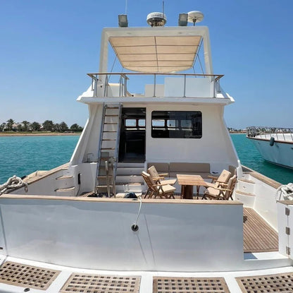 El Gouna: Private Yacht Trip to Bayoud
