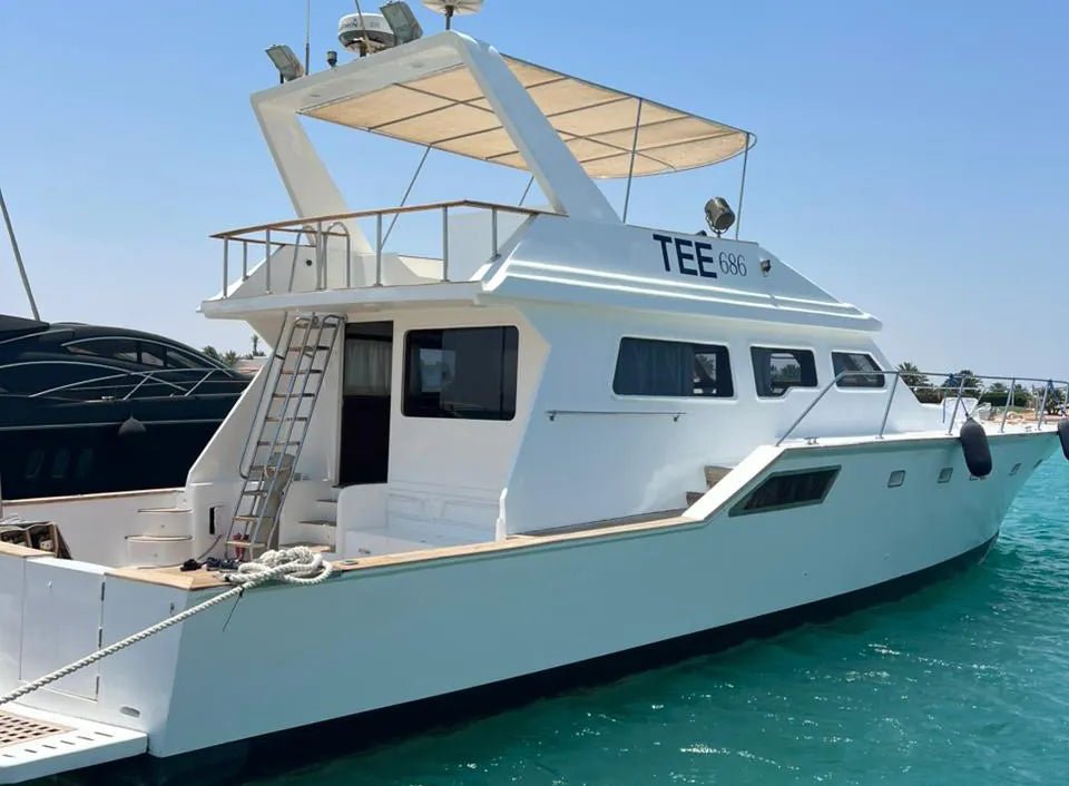 El Gouna: Private Yacht Trip to Bayoud