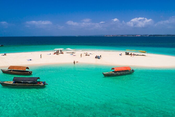 Zanzibar: Båtutflykt till Prison Island och Nakupenda Sandbank med lunch